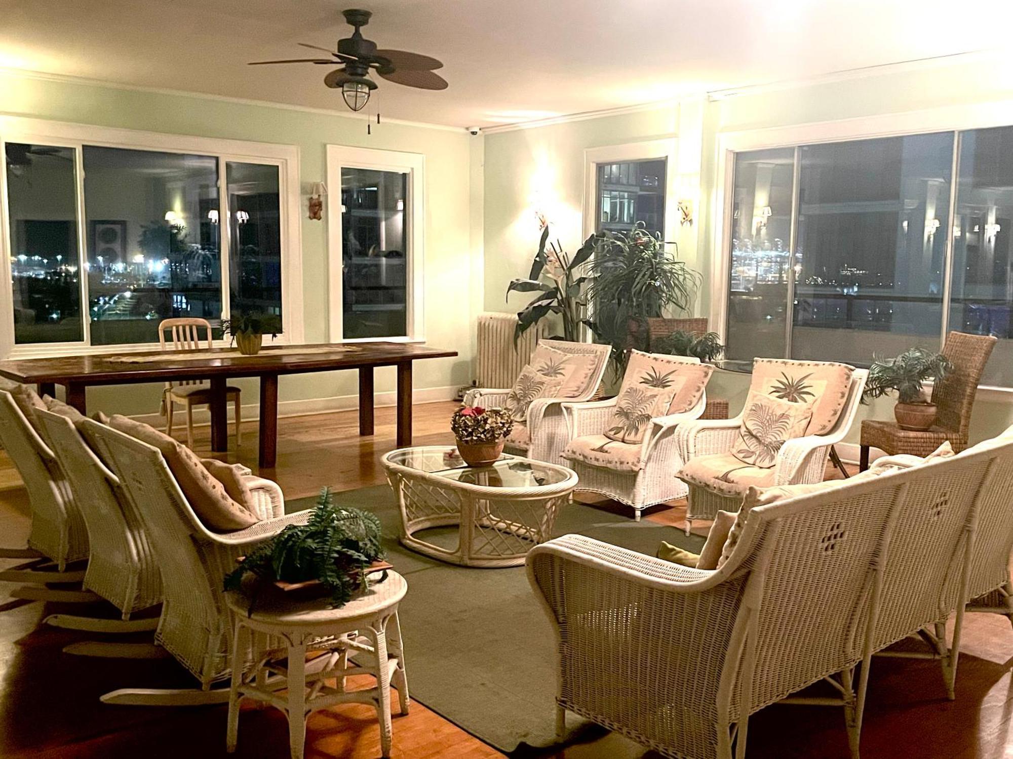 Your Penthouse Ocean View With City Lights And Queen Mary Too Long Beach Exterior photo